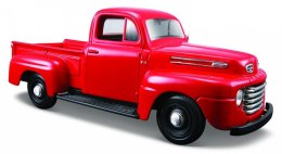 Model kompozytowy Ford F1 pickup 1948 czerwony 1/25
